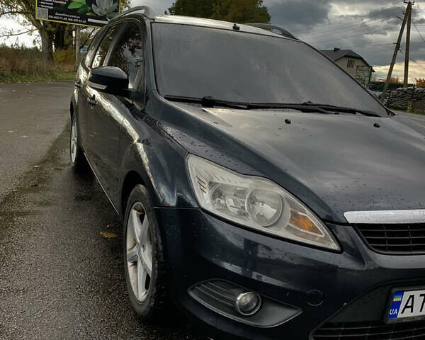Сірий Форд Фокус, об'ємом двигуна 2 л та пробігом 211 тис. км за 6400 $, фото 2 на Automoto.ua