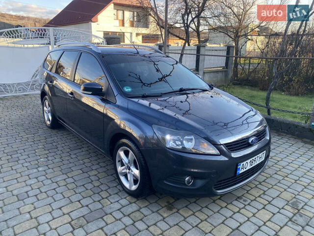 Серый Форд Фокус, объемом двигателя 1.8 л и пробегом 287 тыс. км за 5200 $, фото 1 на Automoto.ua