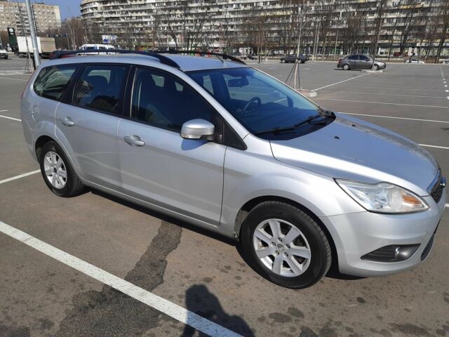 Сірий Форд Фокус, об'ємом двигуна 1.6 л та пробігом 222 тис. км за 4500 $, фото 1 на Automoto.ua