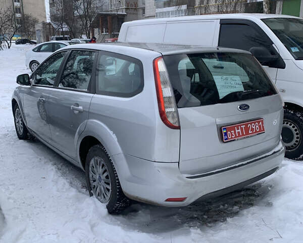 Сірий Форд Фокус, об'ємом двигуна 1.6 л та пробігом 227 тис. км за 6000 $, фото 12 на Automoto.ua