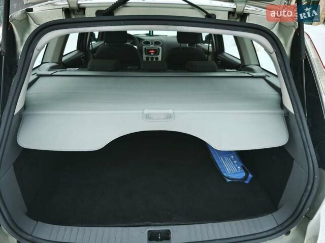 Сірий Форд Фокус, об'ємом двигуна 1.6 л та пробігом 225 тис. км за 5999 $, фото 42 на Automoto.ua