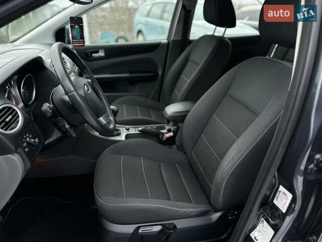 Сірий Форд Фокус, об'ємом двигуна 1.8 л та пробігом 207 тис. км за 6500 $, фото 22 на Automoto.ua