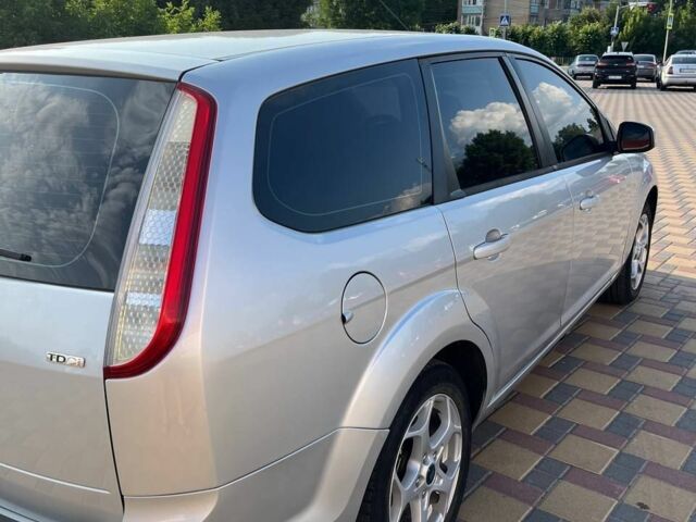 Сірий Форд Фокус, об'ємом двигуна 1.6 л та пробігом 228 тис. км за 5700 $, фото 8 на Automoto.ua