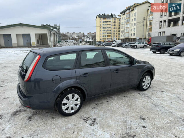 Сірий Форд Фокус, об'ємом двигуна 1.6 л та пробігом 175 тис. км за 4850 $, фото 6 на Automoto.ua