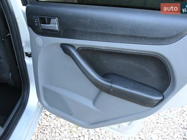 Форд Фокус 2009 в Бердичеве на Automoto.ua Серый Форд Фокус, объемом двигателя 1.6 л и пробегом 306 тыс. км за 4900 $, фото 27 на Automoto.ua