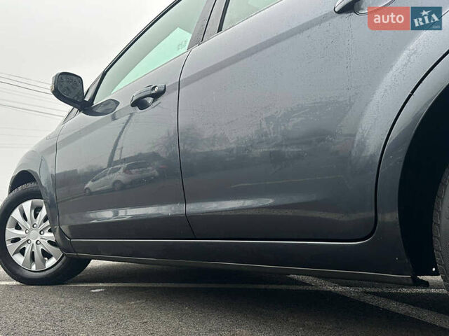 Серый Форд Фокус, объемом двигателя 0 л и пробегом 203 тыс. км за 5900 $, фото 7 на Automoto.ua