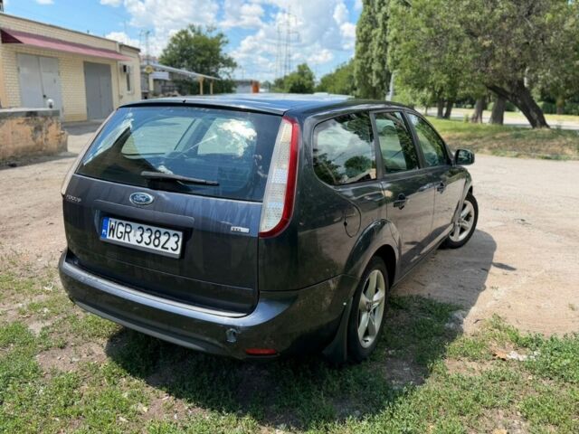 Сірий Форд Фокус, об'ємом двигуна 1.8 л та пробігом 300 тис. км за 2500 $, фото 3 на Automoto.ua