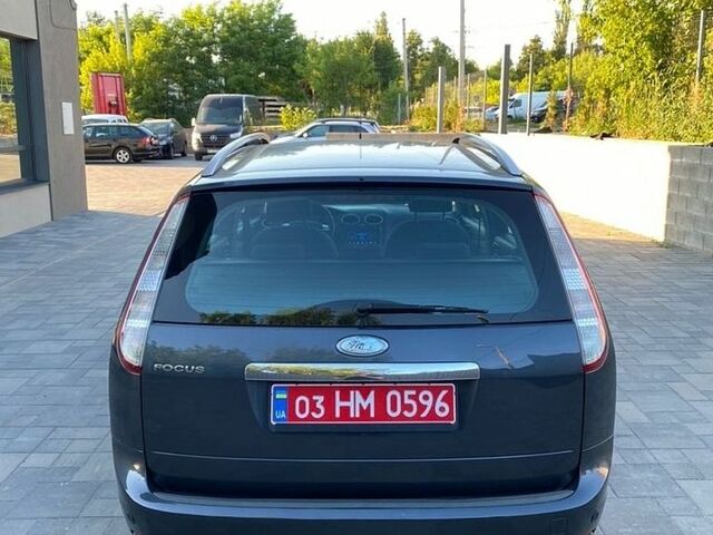 Сірий Форд Фокус, об'ємом двигуна 1.6 л та пробігом 277 тис. км за 5700 $, фото 3 на Automoto.ua