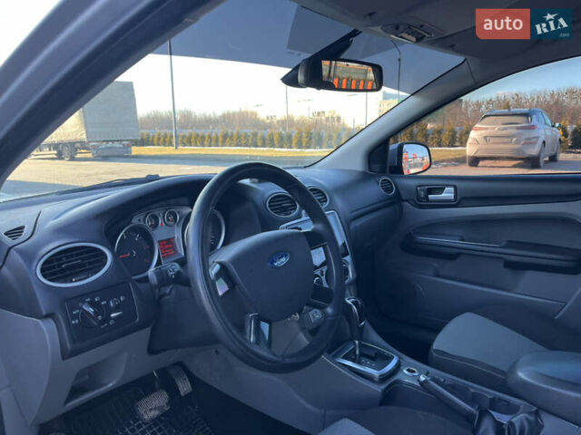 Сірий Форд Фокус, об'ємом двигуна 2 л та пробігом 168 тис. км за 5900 $, фото 6 на Automoto.ua