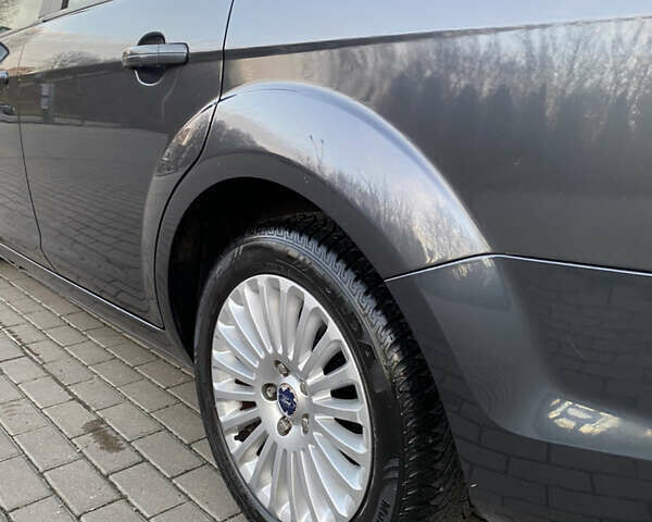 Серый Форд Фокус, объемом двигателя 1.6 л и пробегом 272 тыс. км за 5800 $, фото 11 на Automoto.ua