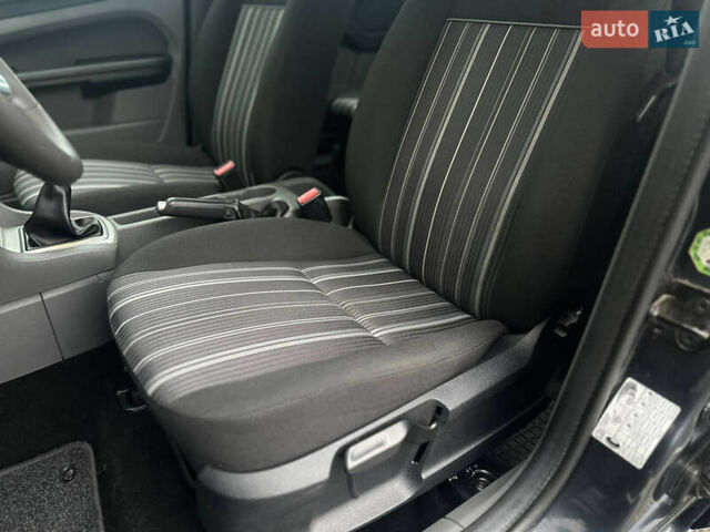 Серый Форд Фокус, объемом двигателя 0 л и пробегом 203 тыс. км за 5900 $, фото 22 на Automoto.ua