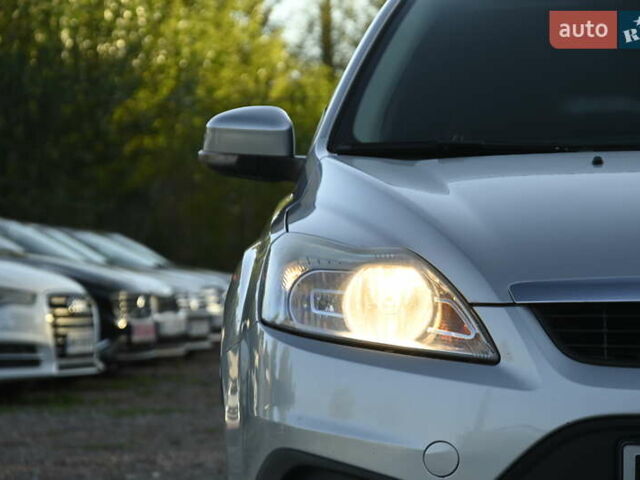 Форд Фокус 2009 в Бердичеве на Automoto.ua Серый Форд Фокус, объемом двигателя 1.6 л и пробегом 306 тыс. км за 4900 $, фото 3 на Automoto.ua