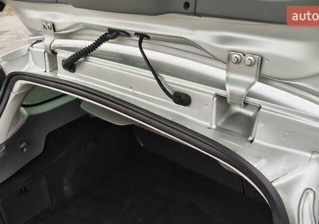 Серый Форд Фокус, объемом двигателя 1.6 л и пробегом 224 тыс. км за 6200 $, фото 11 на Automoto.ua