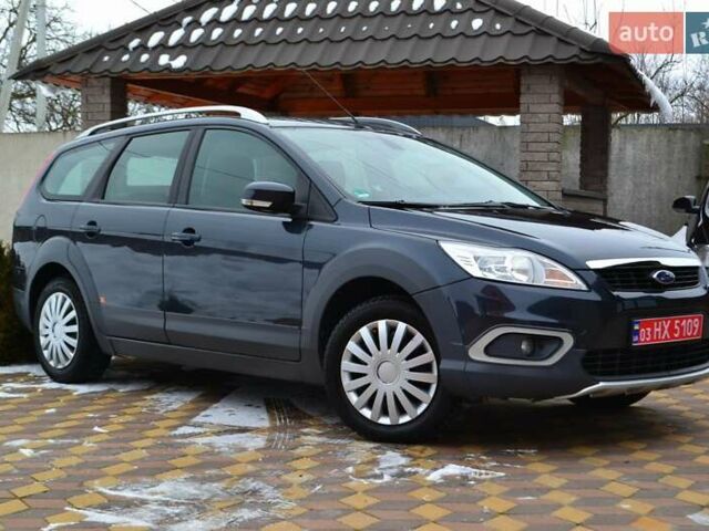 Сірий Форд Фокус, об'ємом двигуна 1.6 л та пробігом 124 тис. км за 6850 $, фото 5 на Automoto.ua