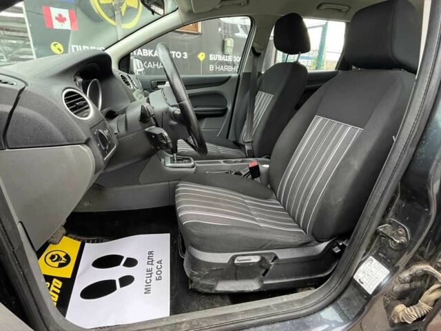 Сірий Форд Фокус, об'ємом двигуна 2 л та пробігом 276 тис. км за 5700 $, фото 9 на Automoto.ua