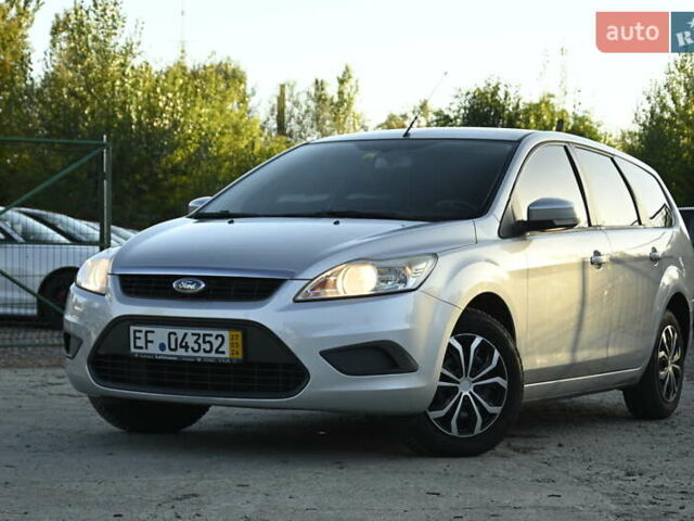 Серый Форд Фокус, объемом двигателя 1.6 л и пробегом 306 тыс. км за 4850 $, фото 4 на Automoto.ua