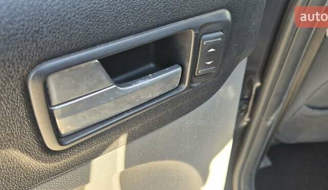 Серый Форд Фокус, объемом двигателя 1.8 л и пробегом 239 тыс. км за 5600 $, фото 10 на Automoto.ua