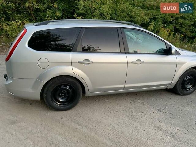 Серый Форд Фокус, объемом двигателя 1.6 л и пробегом 276 тыс. км за 5500 $, фото 1 на Automoto.ua