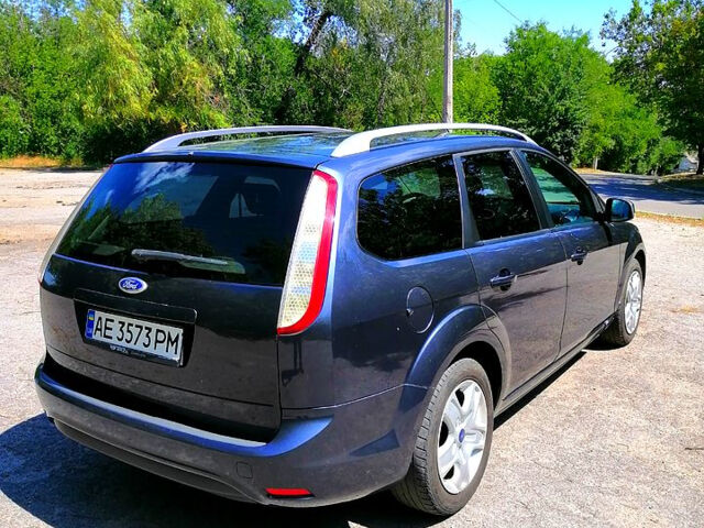 Серый Форд Фокус, объемом двигателя 1.6 л и пробегом 227 тыс. км за 5500 $, фото 5 на Automoto.ua