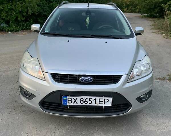 Серый Форд Фокус, объемом двигателя 1.6 л и пробегом 276 тыс. км за 5500 $, фото 2 на Automoto.ua