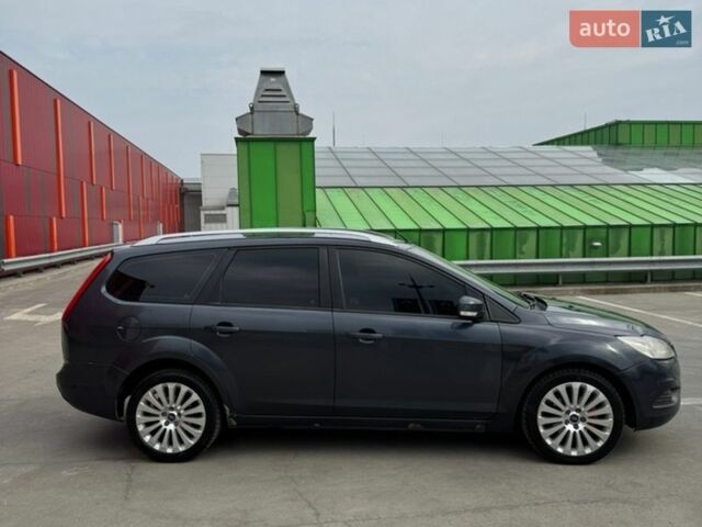 Сірий Форд Фокус, об'ємом двигуна 1.6 л та пробігом 363 тис. км за 3599 $, фото 5 на Automoto.ua