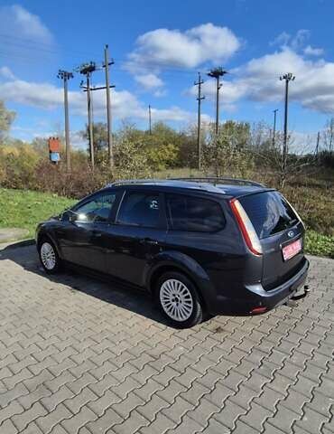 Серый Форд Фокус, объемом двигателя 1.8 л и пробегом 239 тыс. км за 5600 $, фото 5 на Automoto.ua