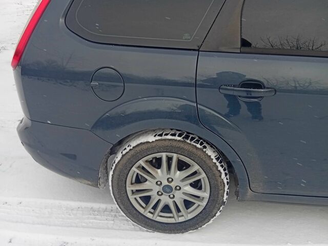 Сірий Форд Фокус, об'ємом двигуна 1.6 л та пробігом 2 тис. км за 6000 $, фото 6 на Automoto.ua