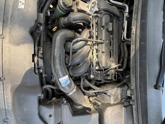 Серый Форд Фокус, объемом двигателя 1.6 л и пробегом 217 тыс. км за 6000 $, фото 10 на Automoto.ua