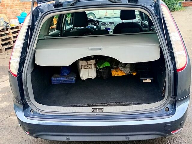 Серый Форд Фокус, объемом двигателя 1.6 л и пробегом 310 тыс. км за 6500 $, фото 3 на Automoto.ua