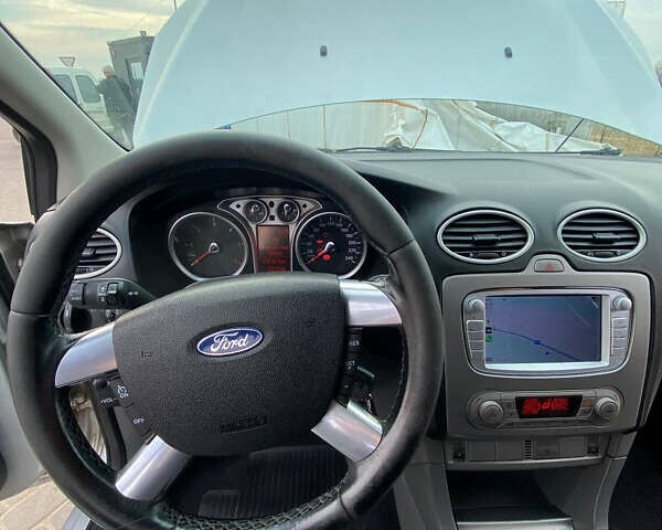 Серый Форд Фокус, объемом двигателя 1.6 л и пробегом 272 тыс. км за 6300 $, фото 25 на Automoto.ua