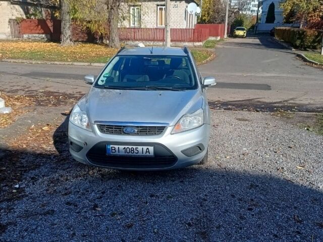 Серый Форд Фокус, объемом двигателя 1.6 л и пробегом 322 тыс. км за 4650 $, фото 1 на Automoto.ua
