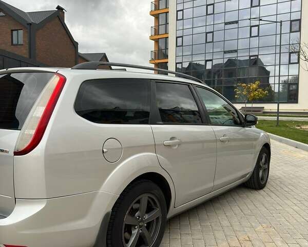 Сірий Форд Фокус, об'ємом двигуна 1.56 л та пробігом 300 тис. км за 5200 $, фото 5 на Automoto.ua