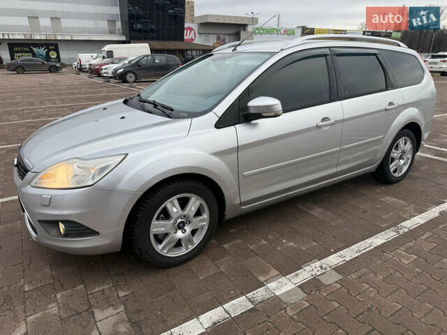 Сірий Форд Фокус, об'ємом двигуна 1.56 л та пробігом 187 тис. км за 5500 $, фото 1 на Automoto.ua