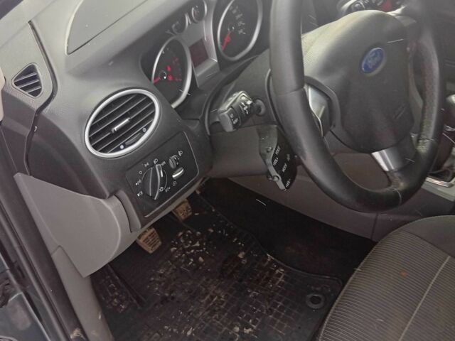 Сірий Форд Фокус, об'ємом двигуна 1.6 л та пробігом 2 тис. км за 6000 $, фото 17 на Automoto.ua