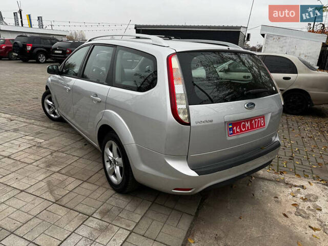 Сірий Форд Фокус, об'ємом двигуна 1.6 л та пробігом 188 тис. км за 5700 $, фото 2 на Automoto.ua