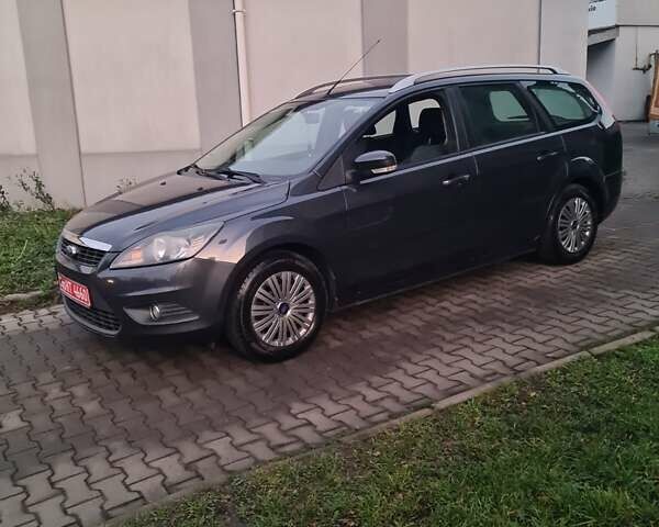 Серый Форд Фокус, объемом двигателя 1.6 л и пробегом 245 тыс. км за 4850 $, фото 9 на Automoto.ua