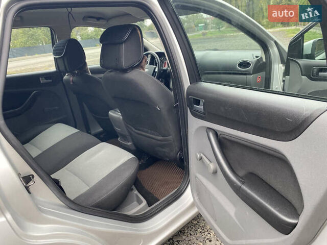 Сірий Форд Фокус, об'ємом двигуна 1.6 л та пробігом 303 тис. км за 6200 $, фото 46 на Automoto.ua