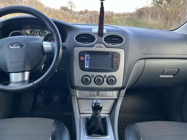 Сірий Форд Фокус, об'ємом двигуна 0 л та пробігом 270 тис. км за 5300 $, фото 5 на Automoto.ua