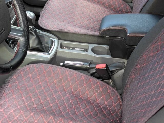 Серый Форд Фокус, объемом двигателя 1.6 л и пробегом 233 тыс. км за 5100 $, фото 10 на Automoto.ua