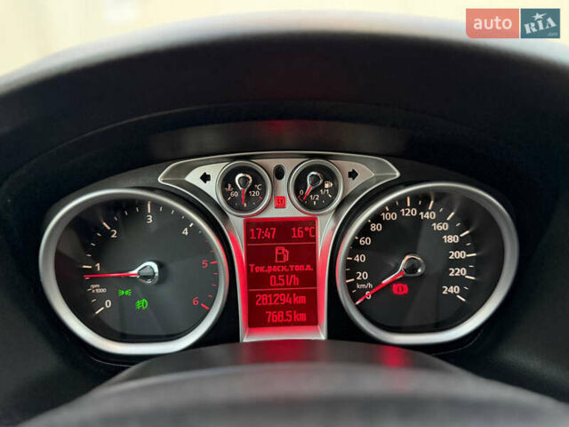 Серый Форд Фокус, объемом двигателя 1.6 л и пробегом 282 тыс. км за 5500 $, фото 45 на Automoto.ua