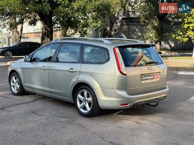 Сірий Форд Фокус, об'ємом двигуна 1.6 л та пробігом 300 тис. км за 5990 $, фото 2 на Automoto.ua