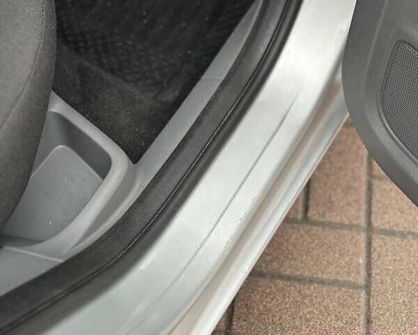 Сірий Форд Фокус, об'ємом двигуна 1.6 л та пробігом 176 тис. км за 5699 $, фото 14 на Automoto.ua