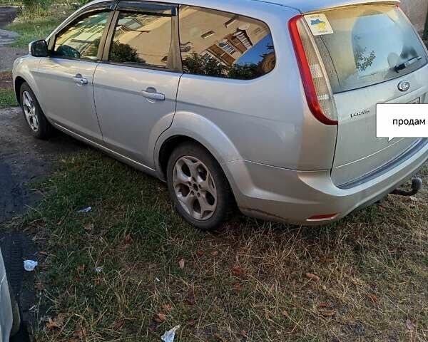 Серый Форд Фокус, объемом двигателя 1.56 л и пробегом 393 тыс. км за 5500 $, фото 5 на Automoto.ua