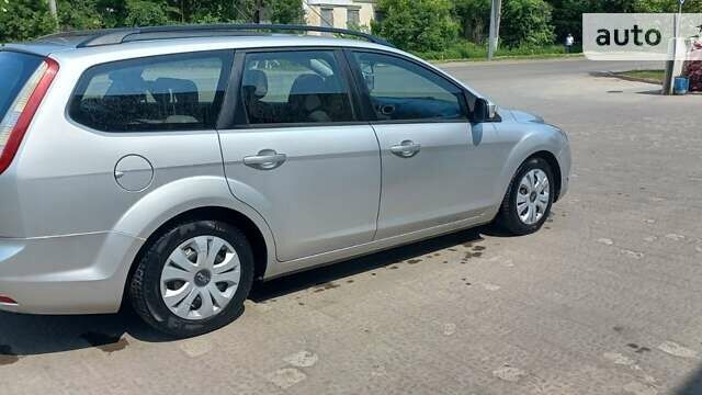 Серый Форд Фокус, объемом двигателя 1.56 л и пробегом 272 тыс. км за 5350 $, фото 2 на Automoto.ua