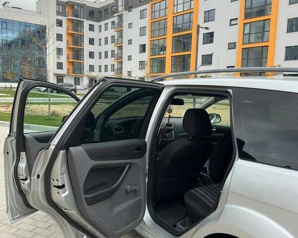 Сірий Форд Фокус, об'ємом двигуна 1.56 л та пробігом 300 тис. км за 5200 $, фото 11 на Automoto.ua