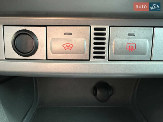 Серый Форд Фокус, объемом двигателя 1.6 л и пробегом 270 тыс. км за 5999 $, фото 50 на Automoto.ua