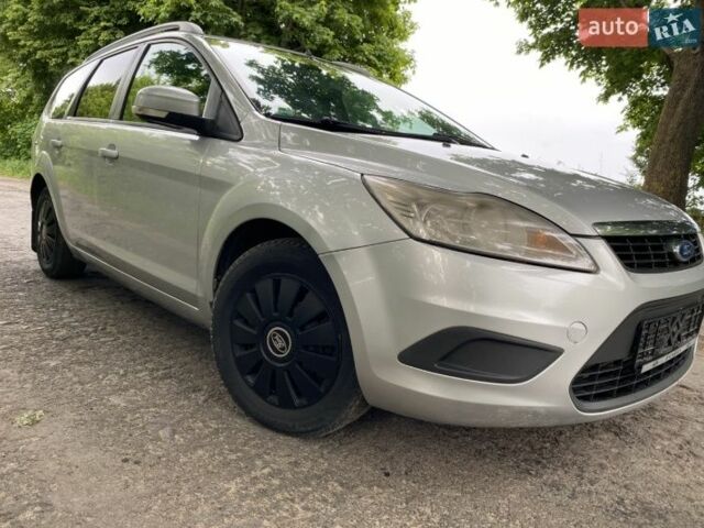 Серый Форд Фокус, объемом двигателя 1.6 л и пробегом 160 тыс. км за 6500 $, фото 4 на Automoto.ua