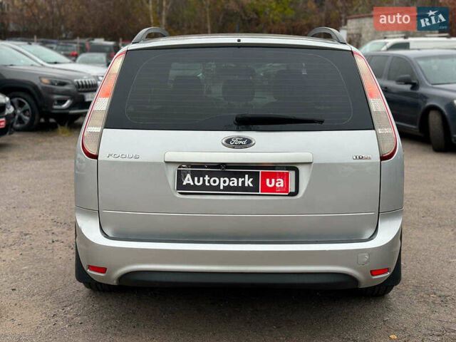 Сірий Форд Фокус, об'ємом двигуна 1.6 л та пробігом 300 тис. км за 5440 $, фото 6 на Automoto.ua