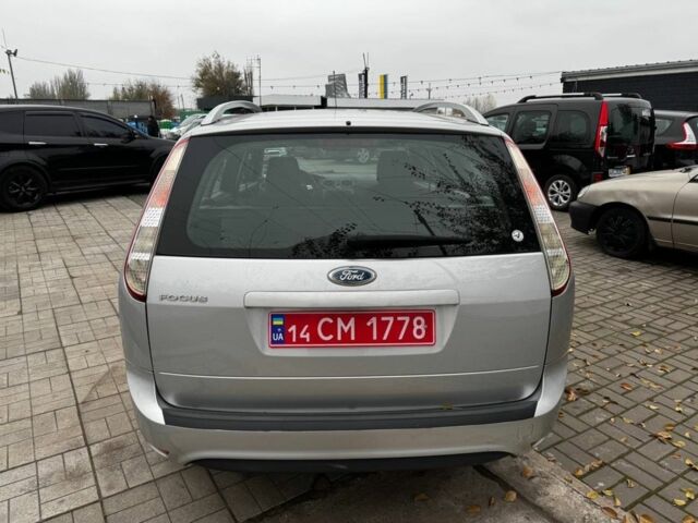 Серый Форд Фокус, объемом двигателя 1.6 л и пробегом 188 тыс. км за 5700 $, фото 5 на Automoto.ua