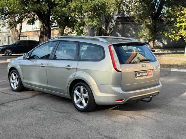 Сірий Форд Фокус, об'ємом двигуна 1.6 л та пробігом 300 тис. км за 5990 $, фото 2 на Automoto.ua